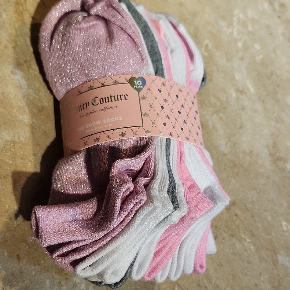 Juicy Couture Pink, Gray And White 10 Pack No Show Socks